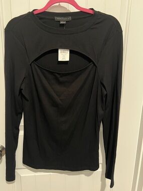 Sanctuary Women’s  Black Long-Sleeve Front Cutout Top new w/ tags size large.